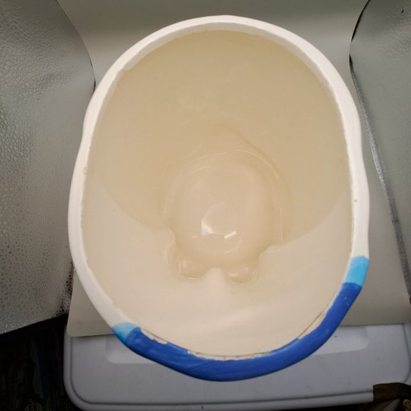 Coco Dowley Smiling Cat Cookie Jar Fish Bib Kerchief White Tabby Kitty 12" High - Picture 8 of 16